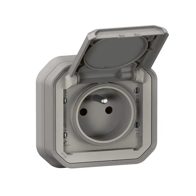 LEGRAND | Prise De Courant Standard Plexo, Gris Encastré, Étanche IP55 Contre Poussières Et Projections D'Eau, Résistance Aux Chocs IK08, Produit Complet Prêt À Installer