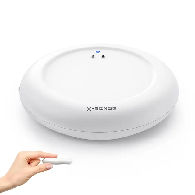 X-Sense Détecteur de Fuite d’Eau Connecté Ultra Fin, Station de Base SBS50 Requise, Étanche IP67, Détecteur d'Eau avec Détection dès 0,3 mm pour Cuisines, Salles de Bains et Sous-sols, SWS0A, Lot de 1