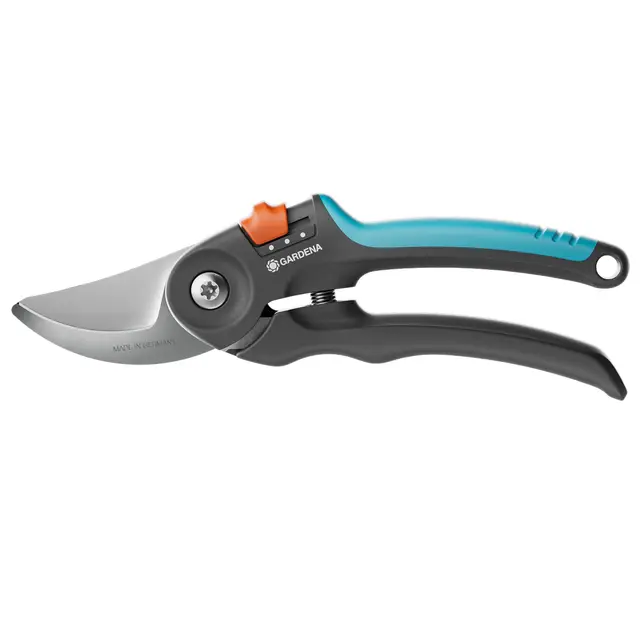 Gardena Cisaille de jardin PremiumCut Flex: coupe en dérivation, pour bois frais, diamètre de coupe 24 mm, poignées ergonomiques, lames PowerCoating, fabriquée en Allemagne (12242-20)