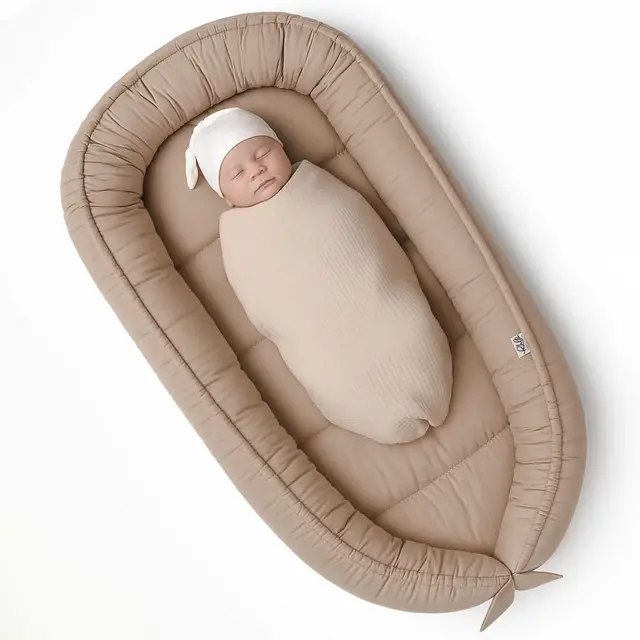 PaLulli Nid de bébé - 120 x 60 cm - Taille XXL - 2 côtés - 100 % coton - Pour lit de bébé, lit de voyage pour bébé et nourrisson - Plumes (marron)