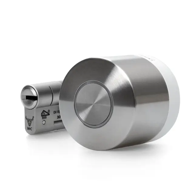 Nuki Smart Lock Ultra, serrure électronique avec Bluetooth, WiFi & Matter, Intégration domotique facile, Déverrouiller la porte à distance, avec 3 modes de verrouillage différents