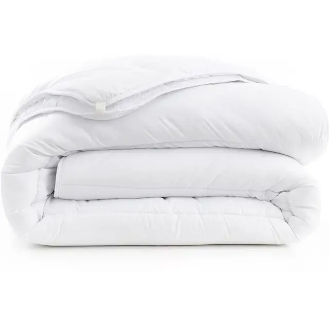 Abeil - Couette 4 Saisons Modulable - 2 Couettes Reliables par Attaches, 300g/m² et 200g/m² - Garnissage et Enveloppe 100% Polyester - Certifiée Oeko-Tex, Fabriquée en France - 140 x 200 cm