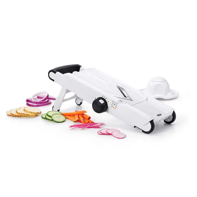 OXO Good Grips – Mandoline lame en V - Mandoline de cuisine multifonctions - Coupe-légumes en inox - Blanc et noir
