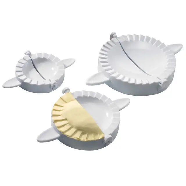 Westmark Set de Moules à Raviolis, Empanada-/Pierogi-Maker, 3 Pièces de Moules à biscuits, Ø 9,5/12/15,5 cm, avec Livret de Recettes, Plastique, Blanc, 61342260