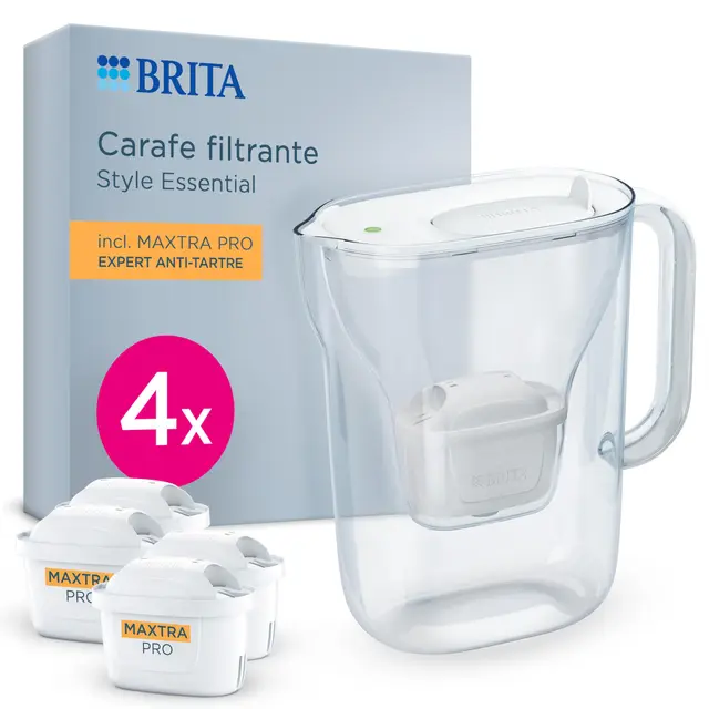 BRITA Carafe filtrante Style Essential blanche (2,4L) avec 4x MAXTRA PRO Expert Anti-Tartre - Indicateur Smart Light, tient dans la porte du frigo, réduit* des impuretés, certains métaux & plus